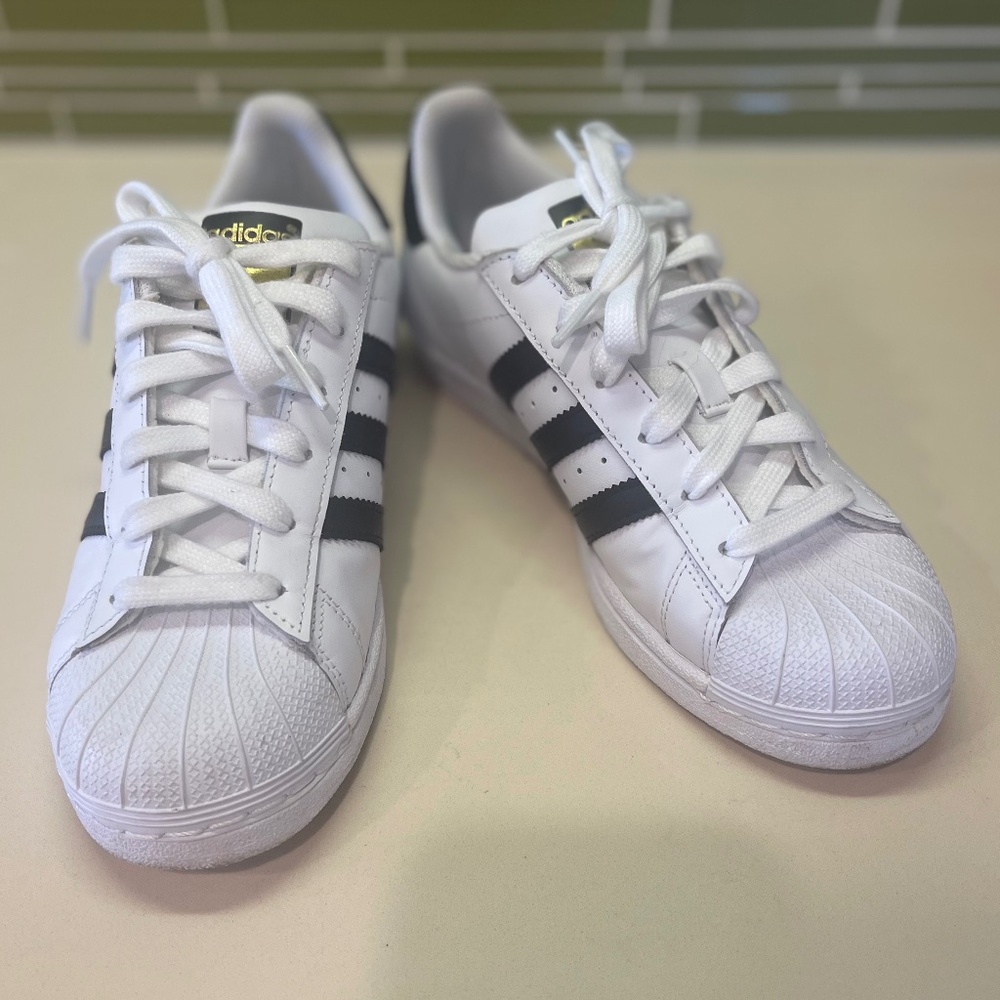 Adidas Original White/Black Superstar Sneakers with Gold Logo sz 5.5